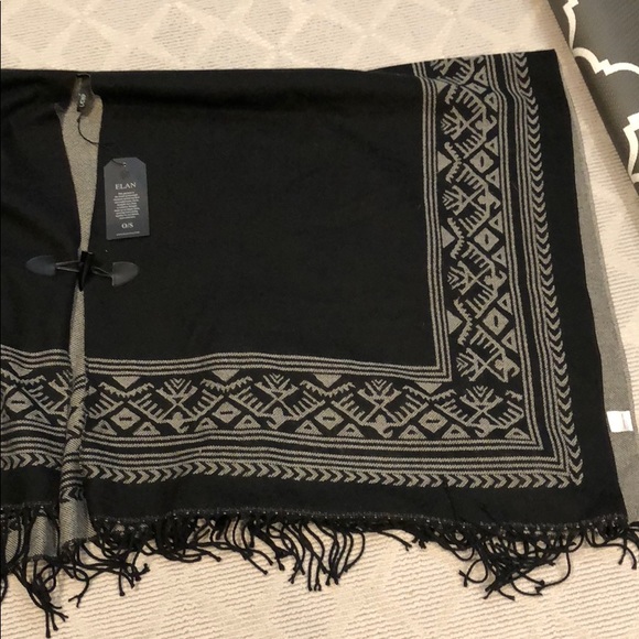 Elan Poncho - Picture 2 of 4